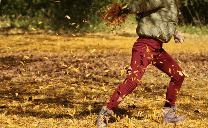 Parques infantiles en la naturaleza + juego